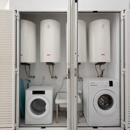 Balcones De アパート ネルハ