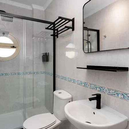 Balcones De アパート